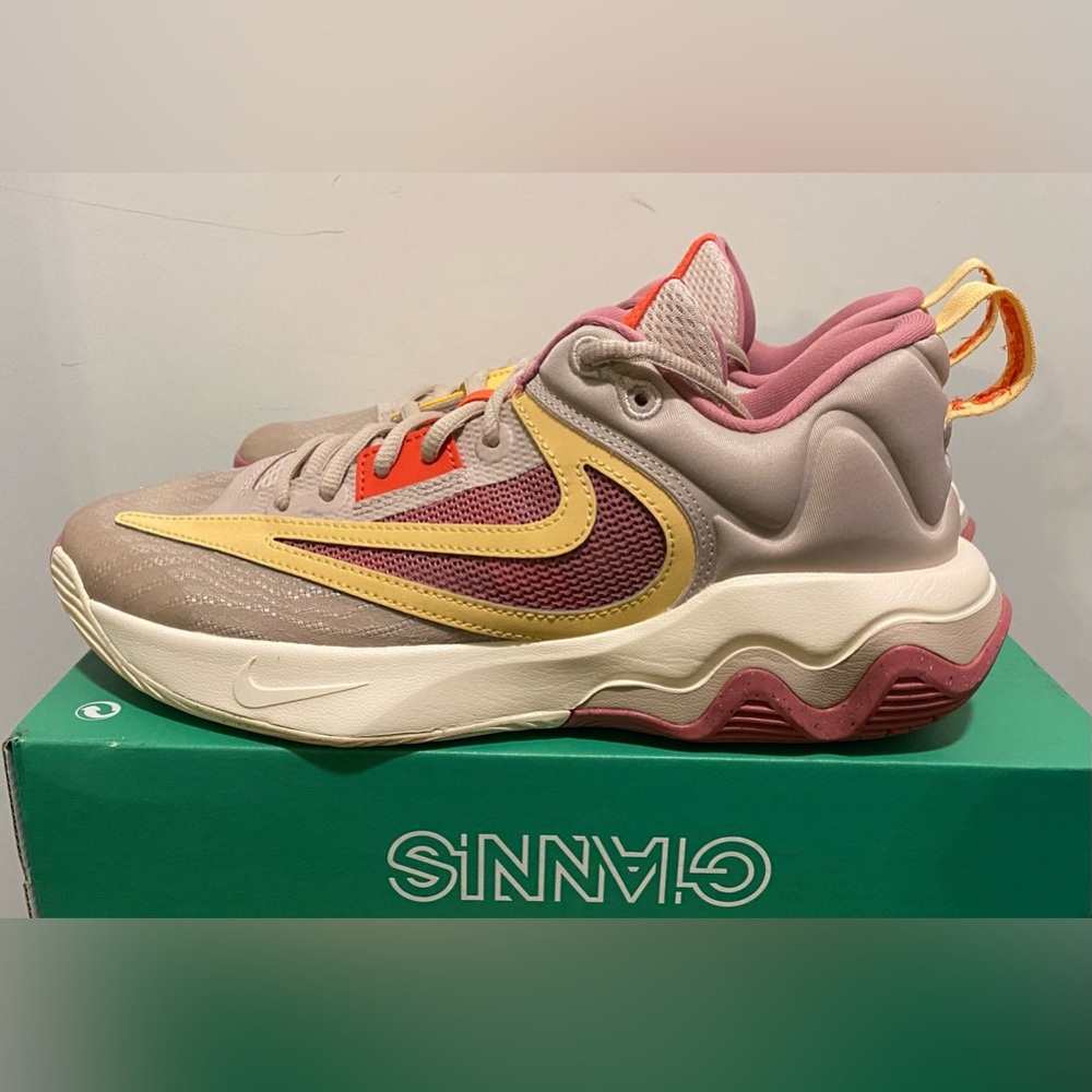 New Nike Giannis Immortality 3 "Fossil